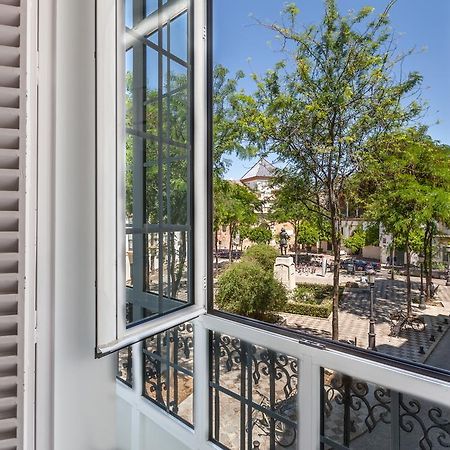 Apartamentos Plaza Pilatos Seville Ngoại thất bức ảnh